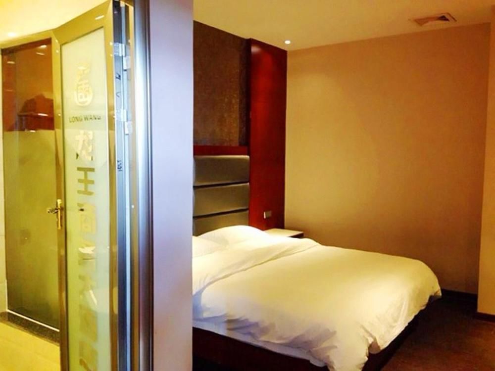 Longwang Business Hotel 柳州 外观 照片