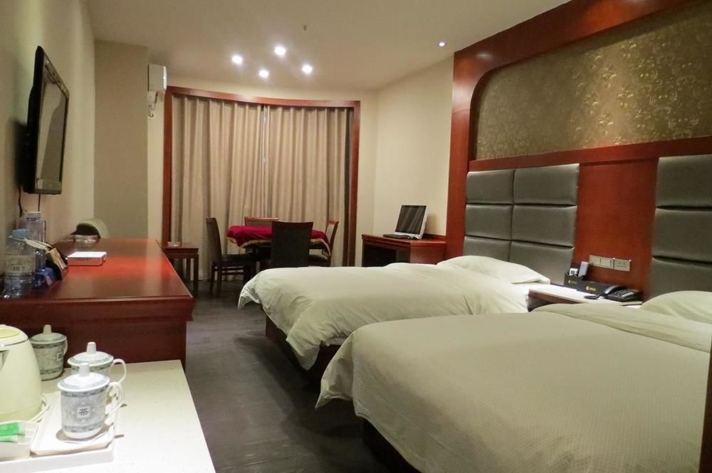 Longwang Business Hotel 柳州 外观 照片
