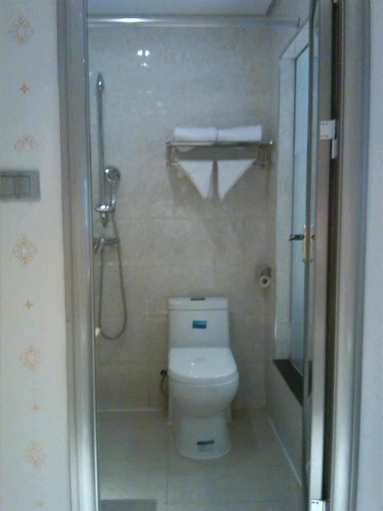 Longwang Business Hotel 柳州 外观 照片