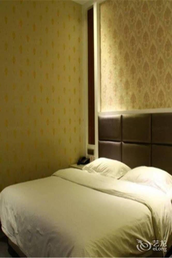 Longwang Business Hotel 柳州 外观 照片